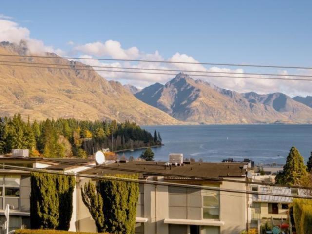 Ultimate Convenience, Walk-To-Town Townhouse Villa Queenstown Bagian luar foto