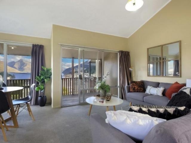 Ultimate Convenience, Walk-To-Town Townhouse Villa Queenstown Bagian luar foto